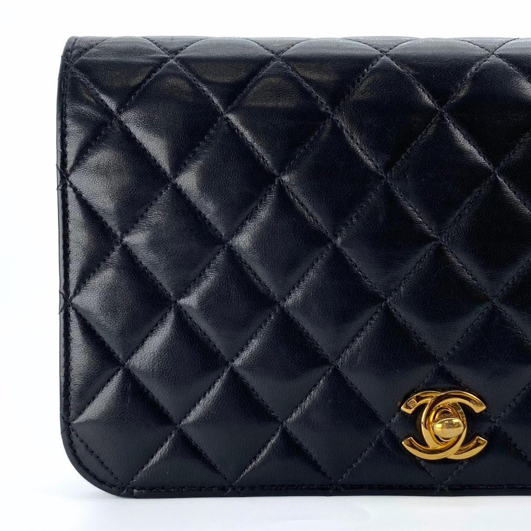 Boris, 6 Series Small Full Flap Black Lambskin with seal and card