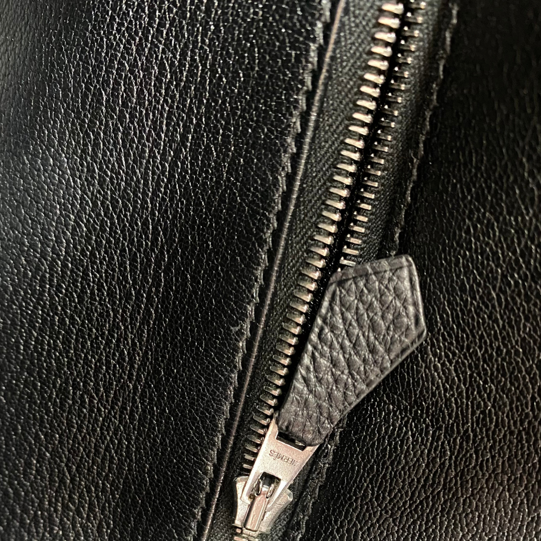 Avenor, 2000 Hat A Courroies 32 Black Togo Silver Hardware with □D