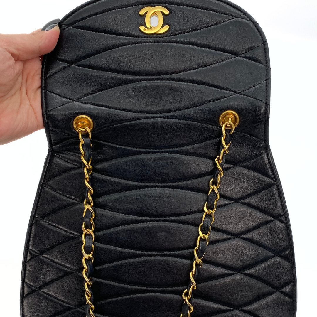Xarena, 2 Series Curved Stitch Black Lambskin with seal and card