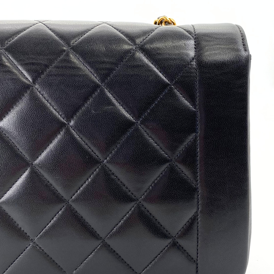 Shiori, 3 Series Medium Diana Black Lambskin with seal and card