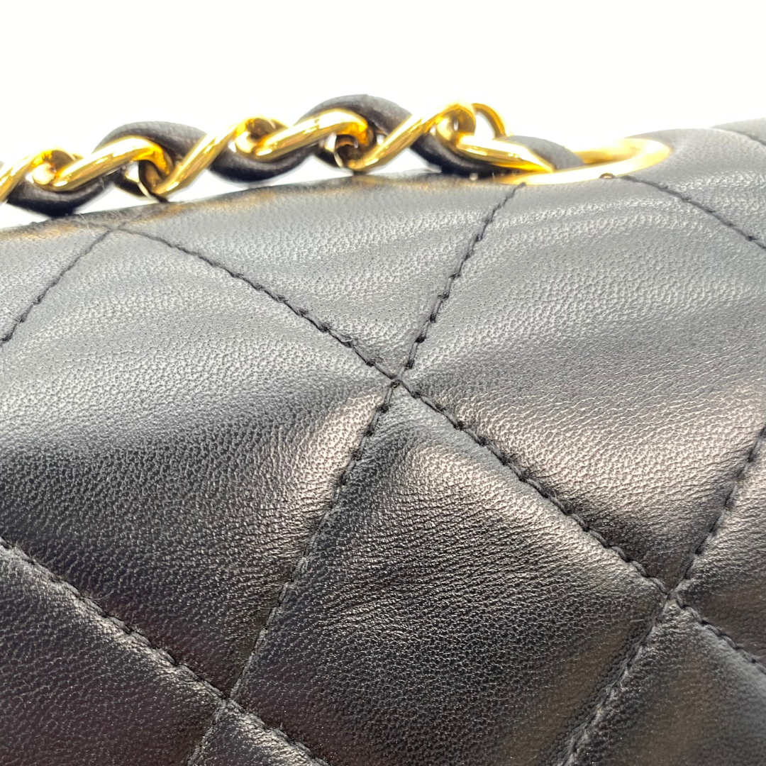 Kalina, 4 Series Small Diana Black Lambskin with seal and card