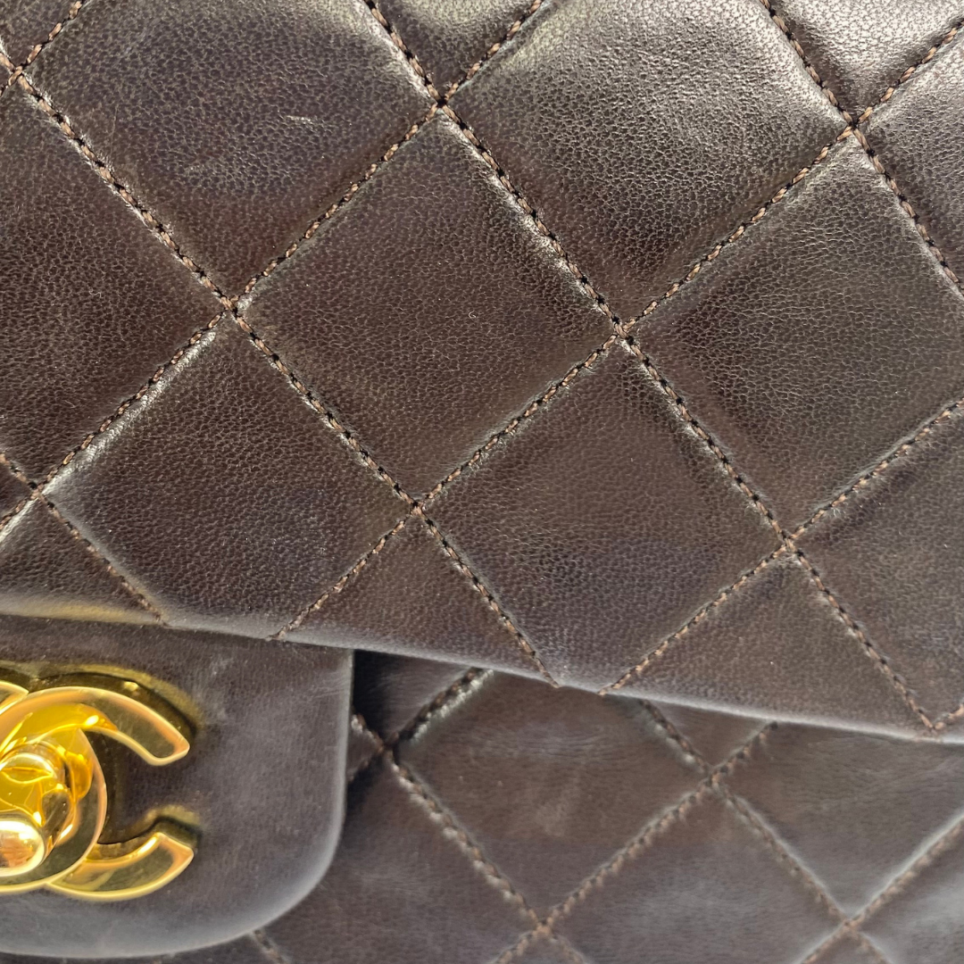 Leandro, 1 Series Small Classic Flap Brown Lambskin with seal only