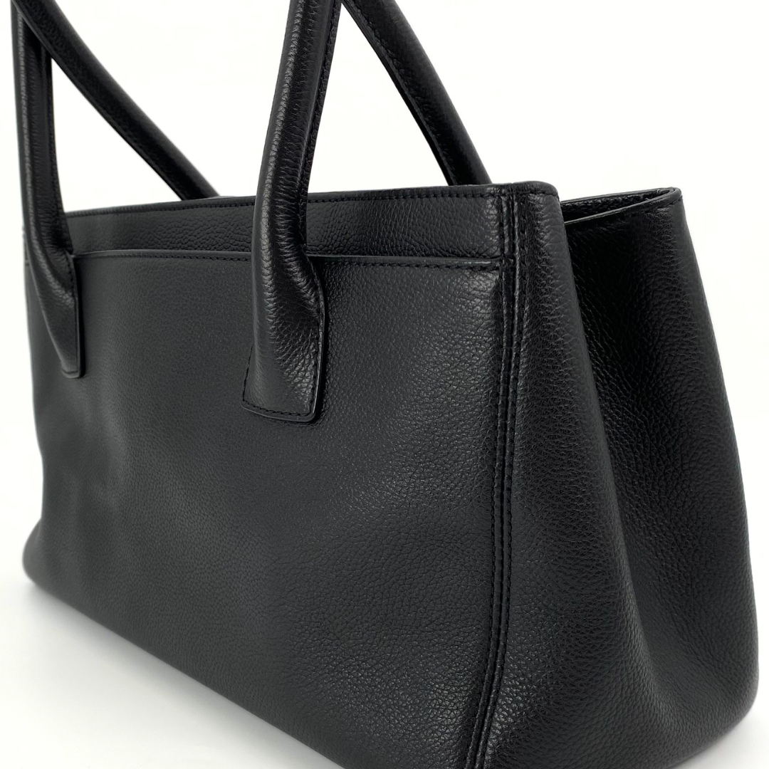 Sawyer, 16 Series Excecutive Tote Black with seal and card