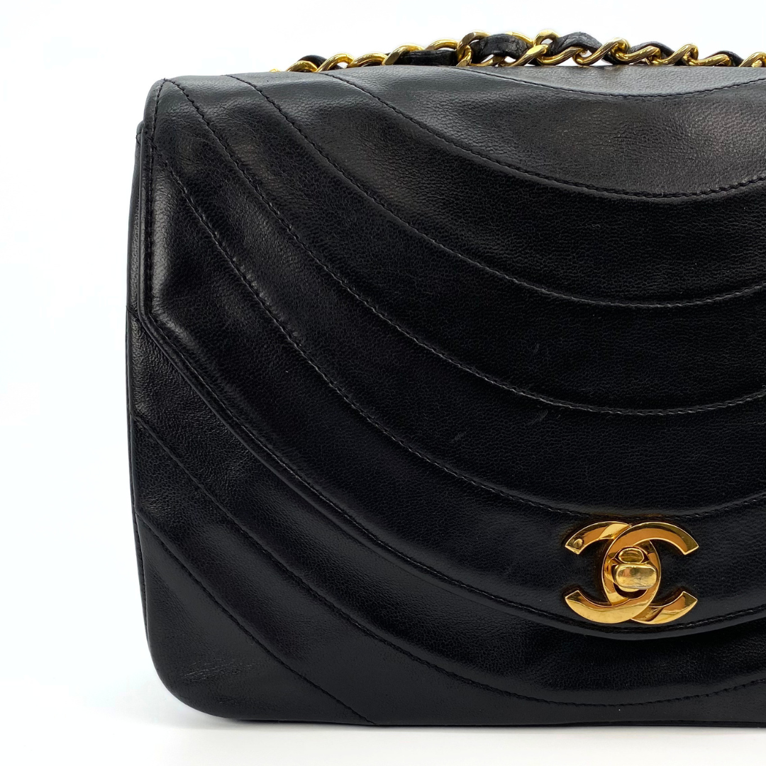 Awino, 1 Series Wave Stitch Black Lambskin with seal only