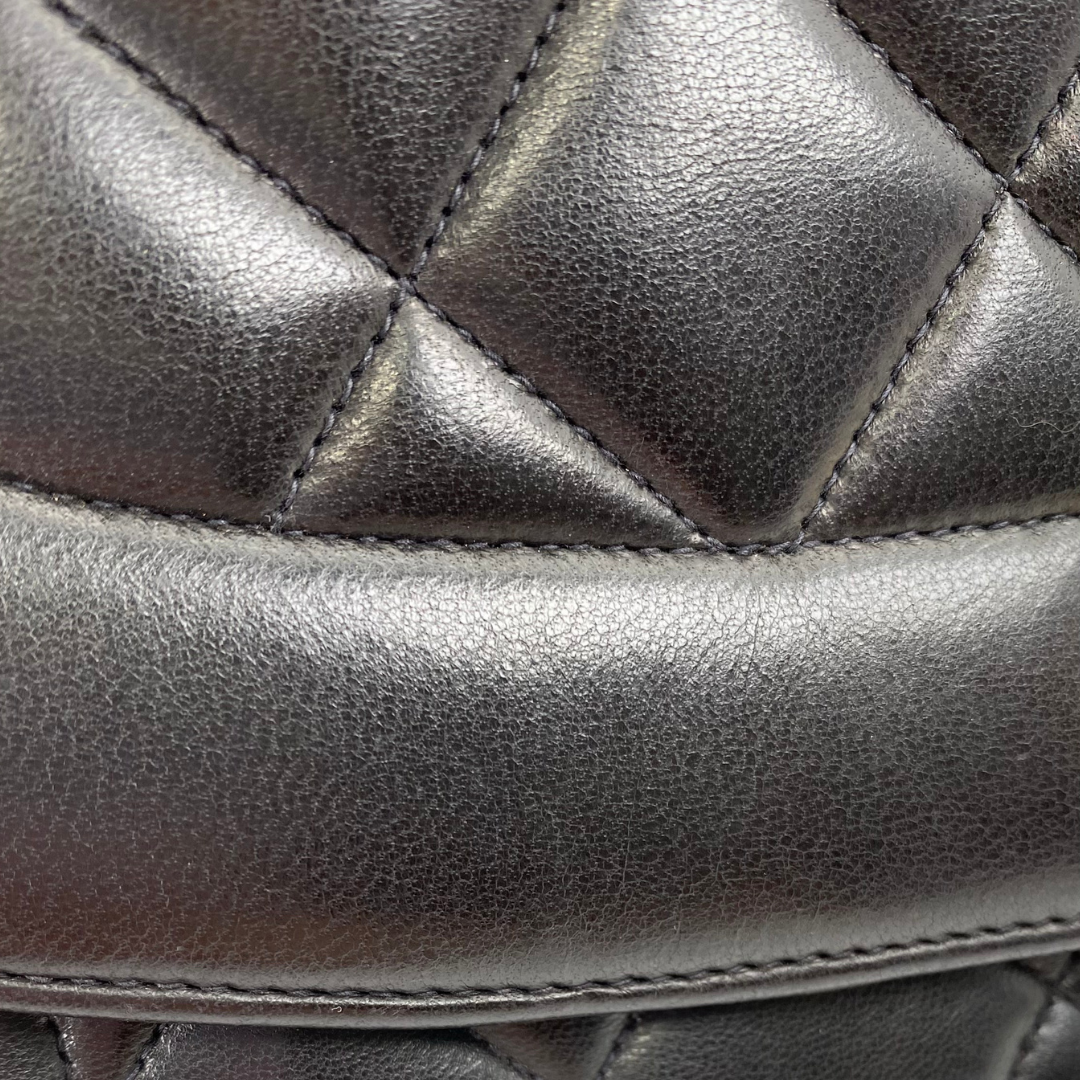 Shiori, 3 Series Medium Diana Black Lambskin with seal and card