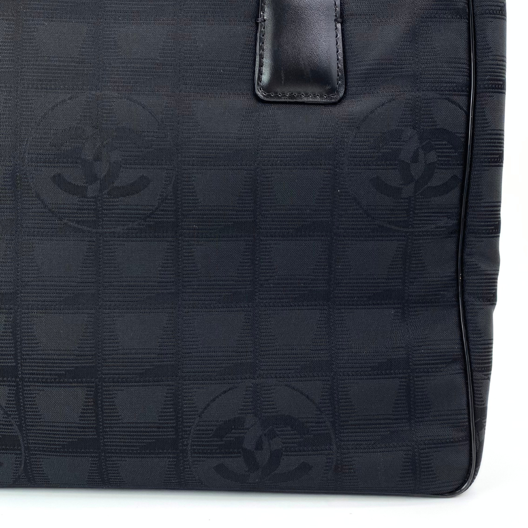 Perrin, 9 Series New Travel Line Tote PM with seal and card