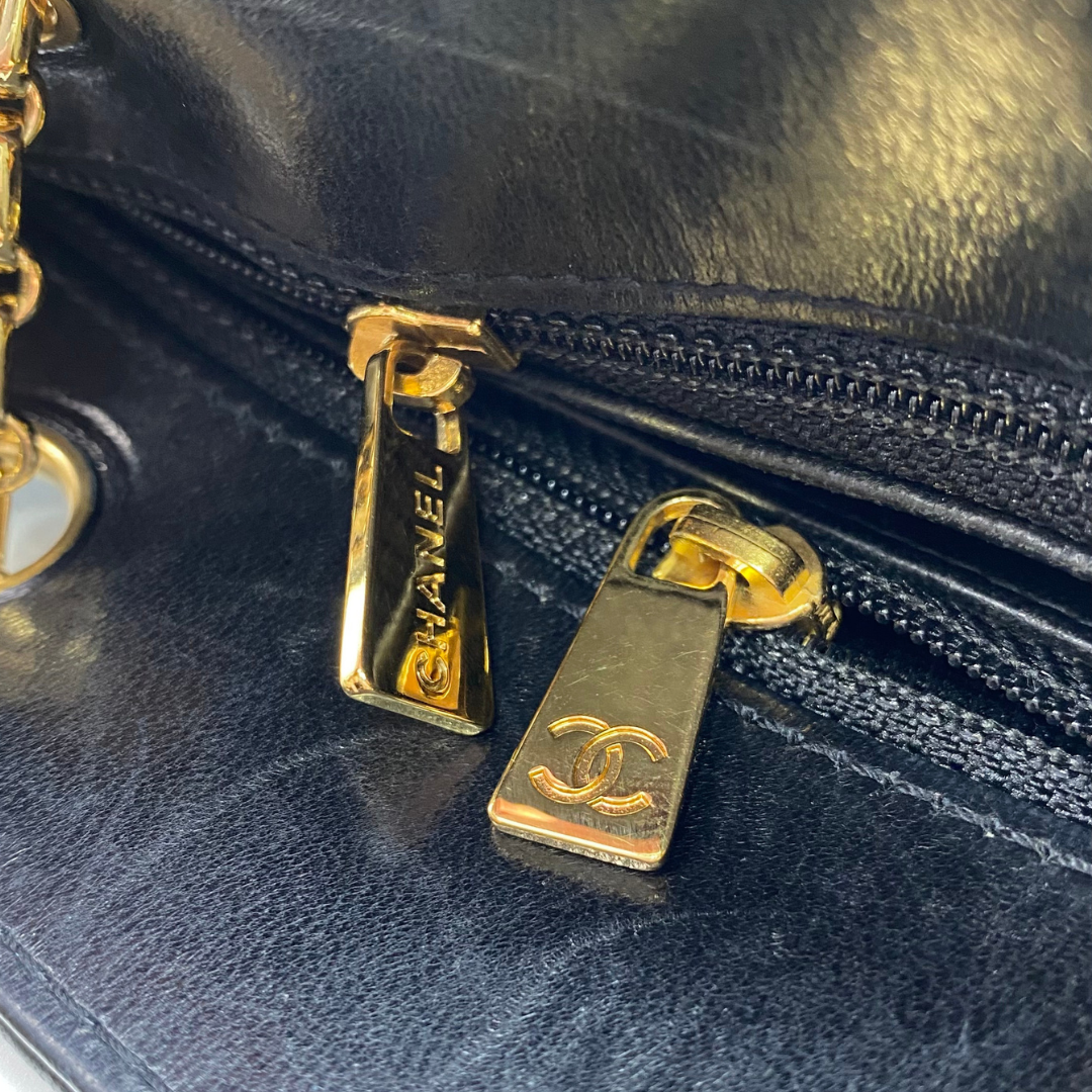 Sushma, 6 Series Tote Black Lambskin with Bijoux Chain with seal and card