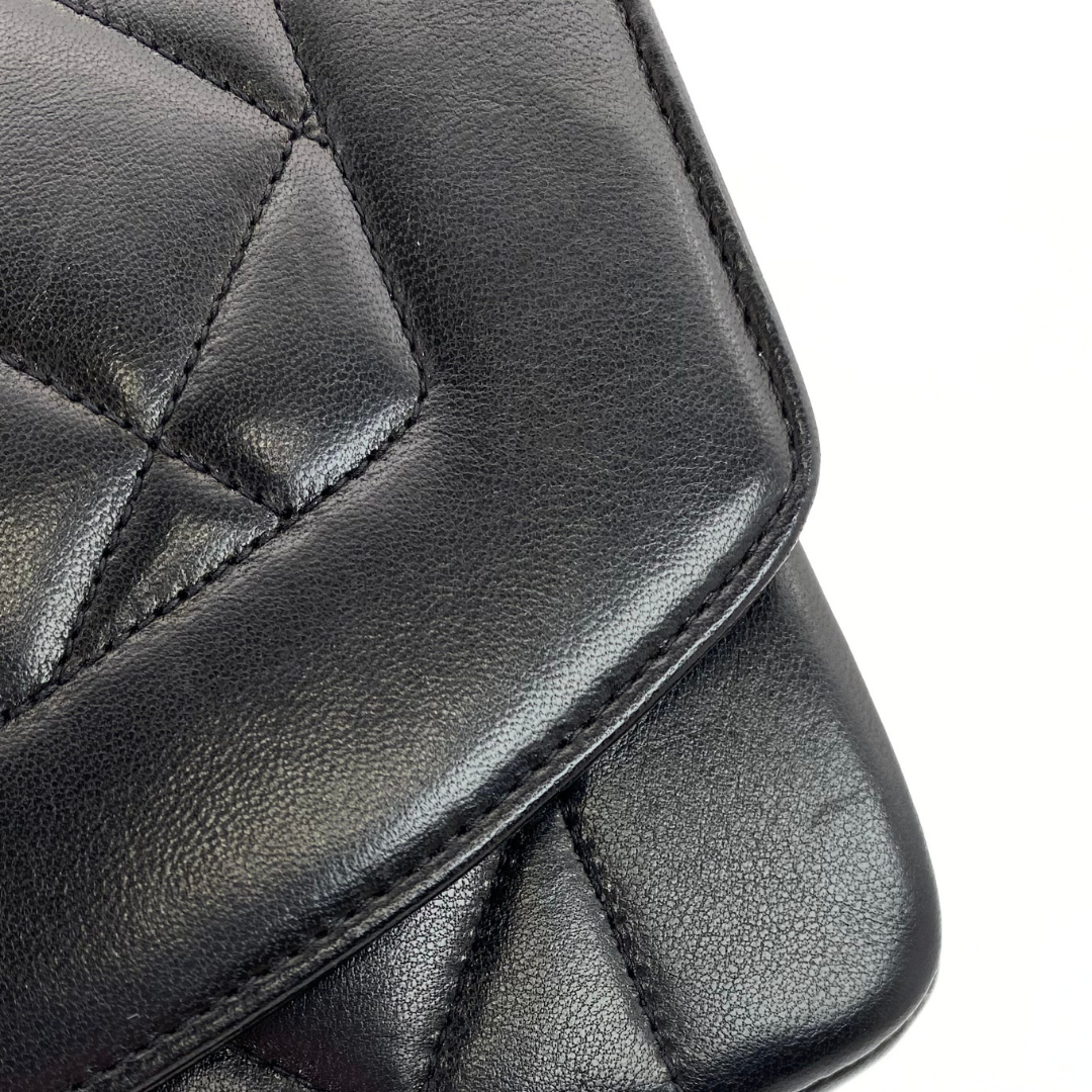 Ichika, 3 Series Small Diana Black Lambskin with seal and card