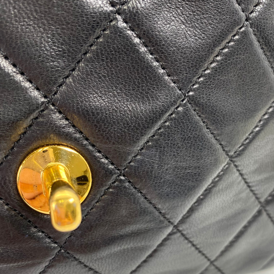 Hayato, 2 Series Mini Sq17 Black Lambskin with Bijoux Chain with seal only