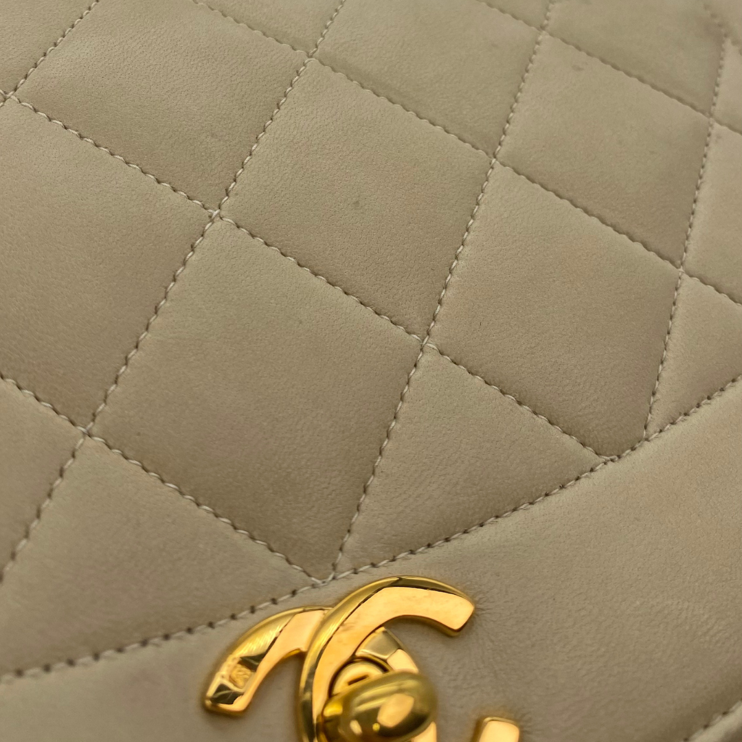 Levy, 2 Series Medium Diana Beige Lambskin with seal only