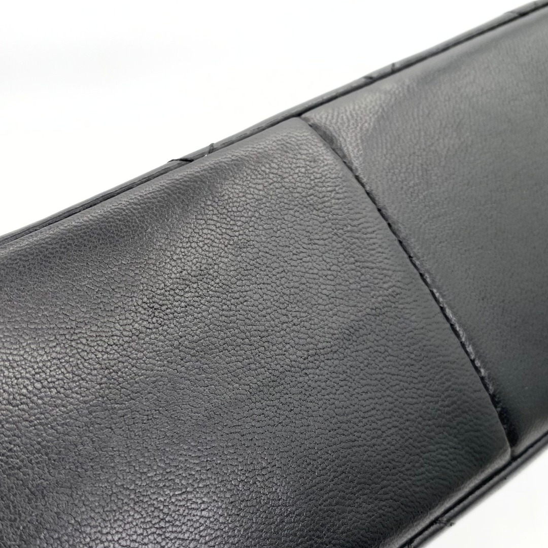 Artem, 4 Series Black Lambskin Tab Border with seal only