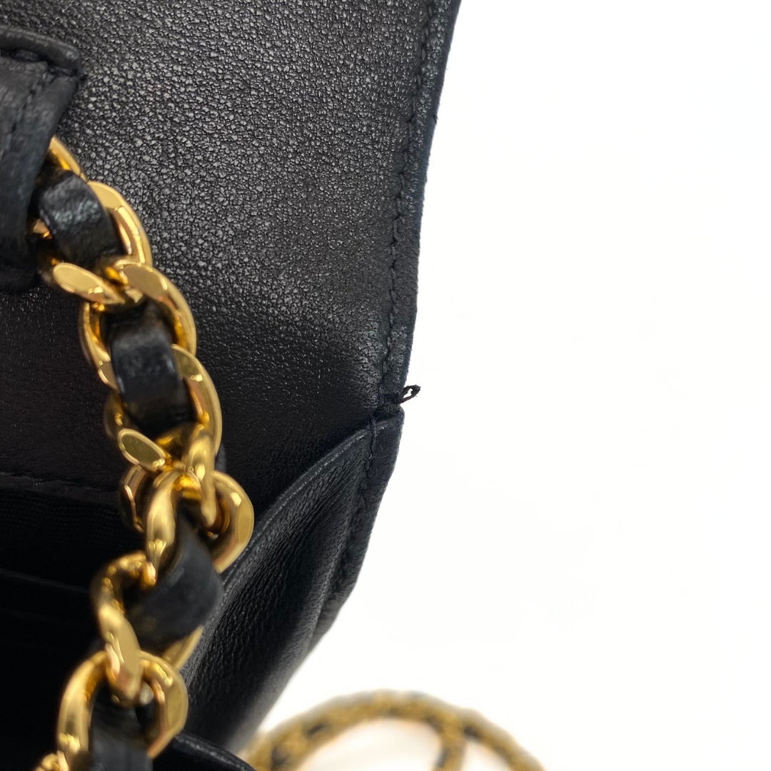 Nari, 5 Series Long Wallet Black Caviar with seal only