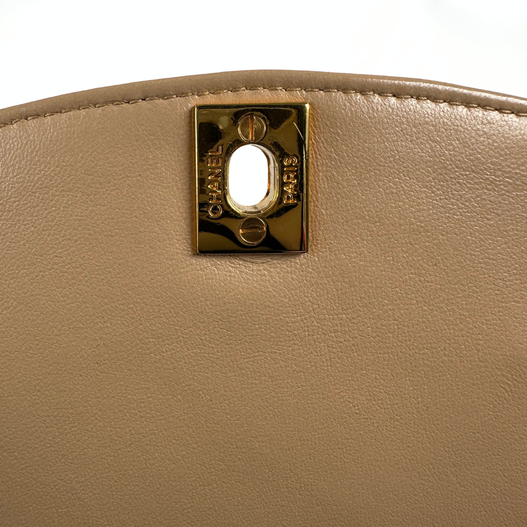 Yanny, 1 Series Small Diana Beige Lambskin with seal only
