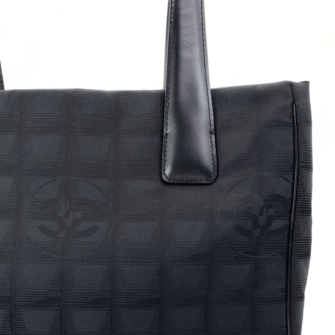 Perrin, 9 Series New Travel Line Tote PM with seal and card