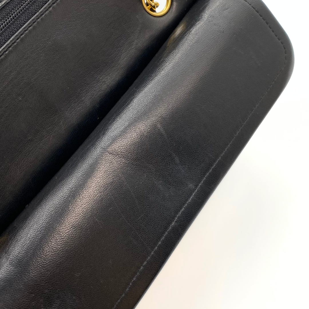 Nico, 1 Series Small Classic Flap Black Lambskin with seal and card