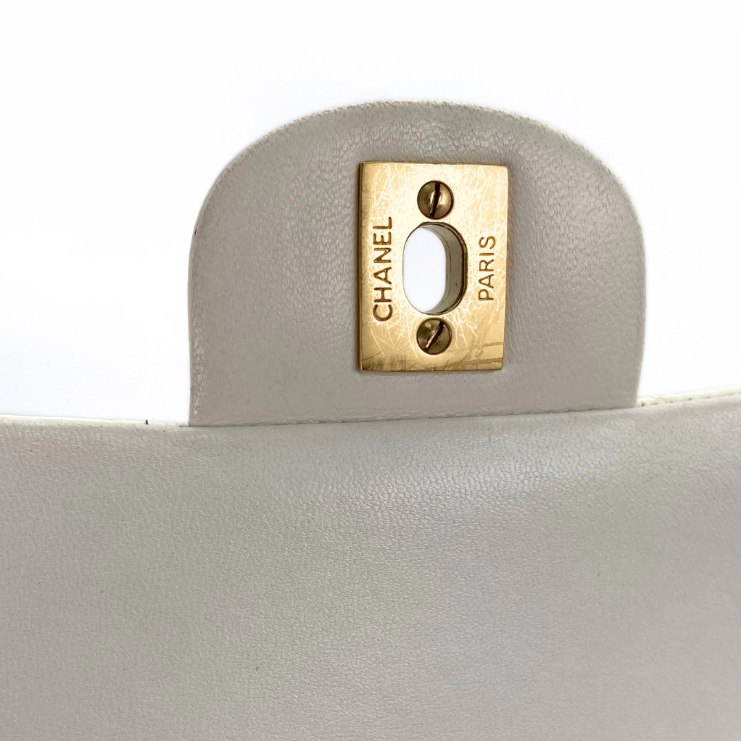 Sunwoo, 6 Series Medium Classic Flap White Lambskin wtih seal and card