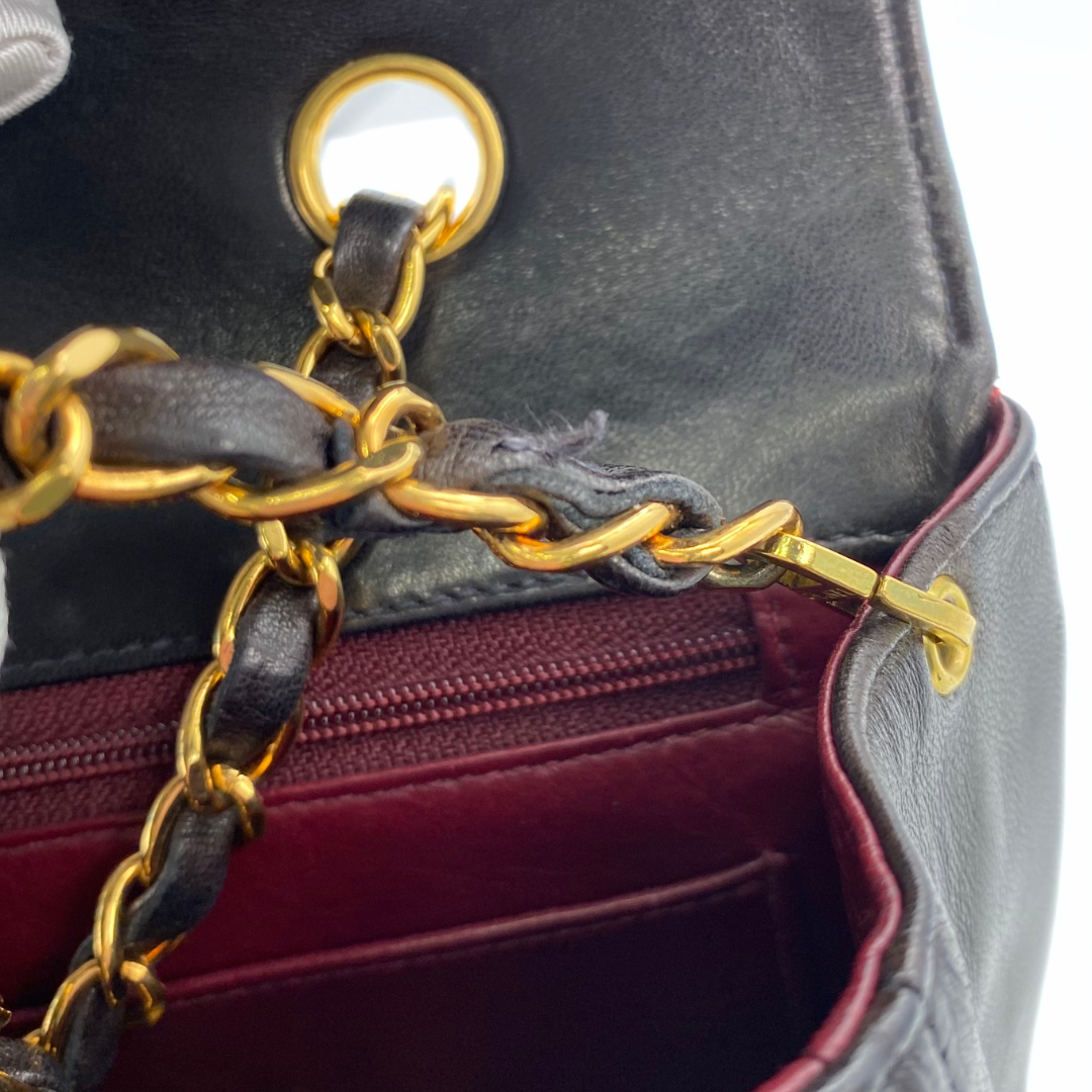 Solon, 3 Series Small Diana  Black Lambskin with seal only