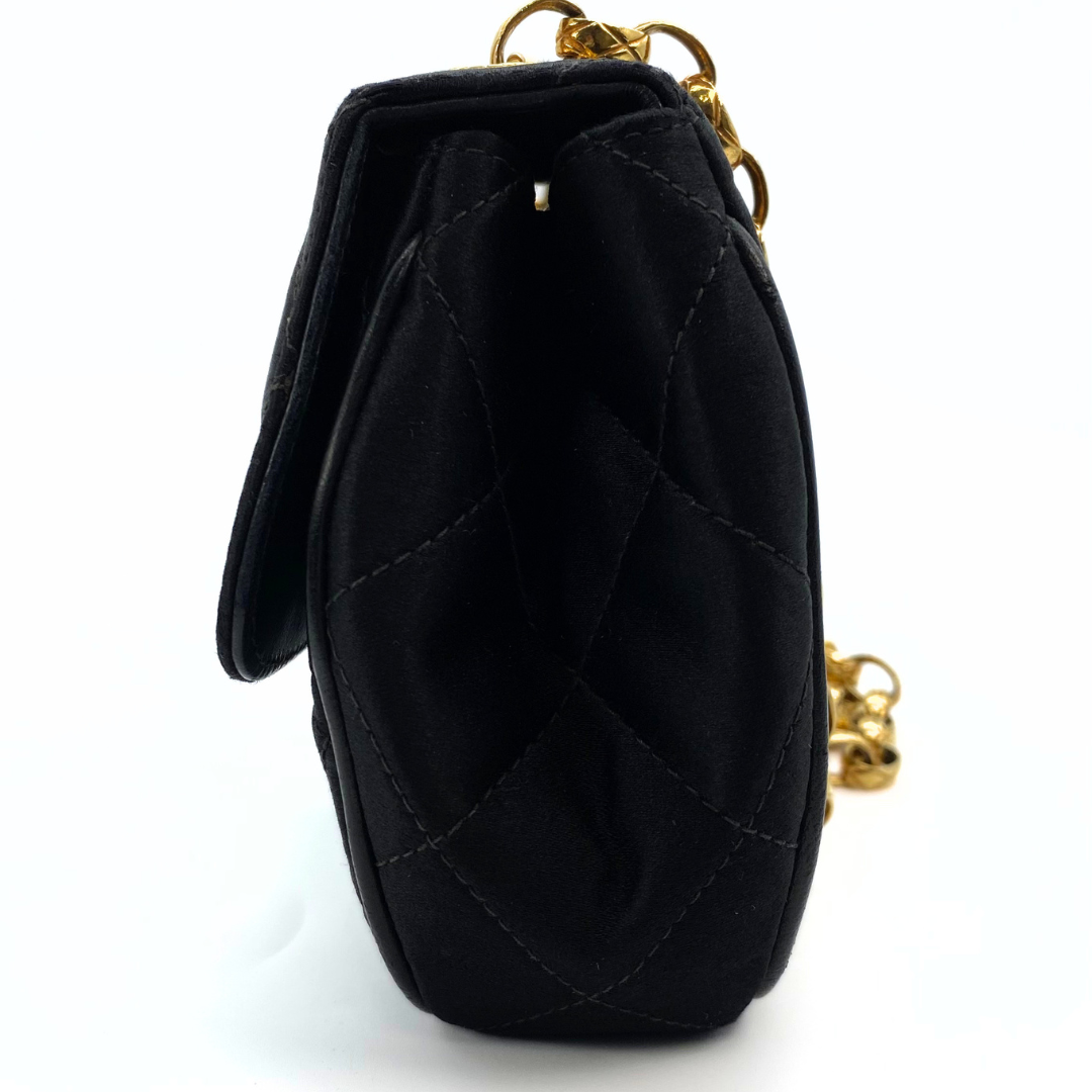 Sekar, 2 Series Bijou Black Satin with seal and card