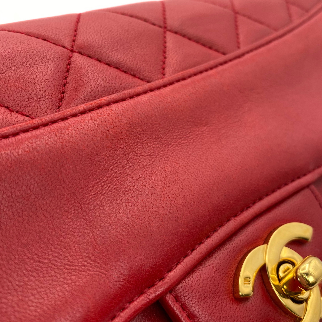 Hiroki, 1 Series Red Lambskin Horizon Flap Gold Hardware with seal only