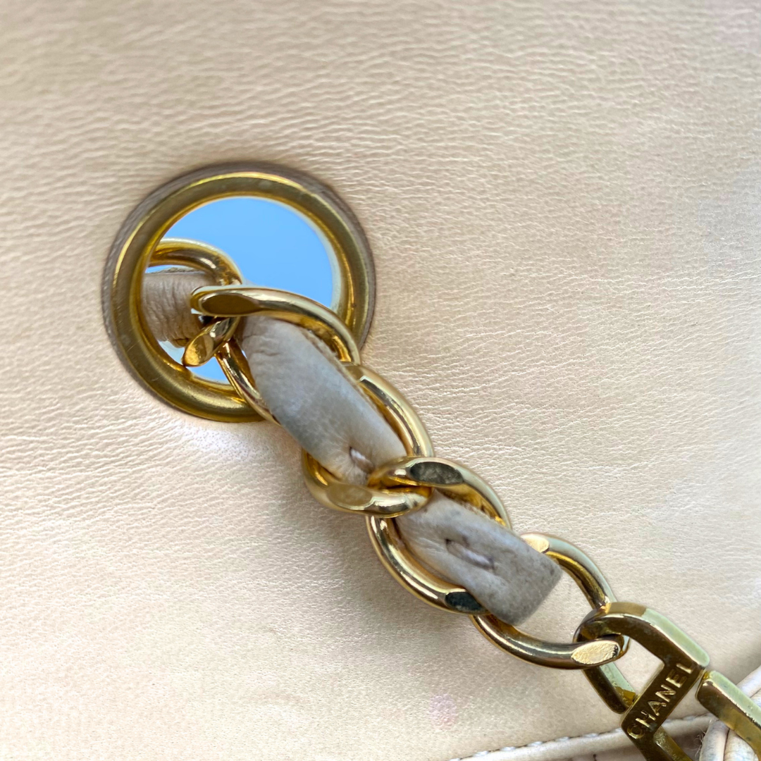 Omara, 2 Series Small Diana Beige Lambskin with seal and card