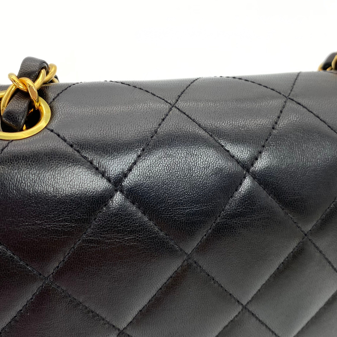 Ichika, 3 Series Small Diana Black Lambskin with seal and card