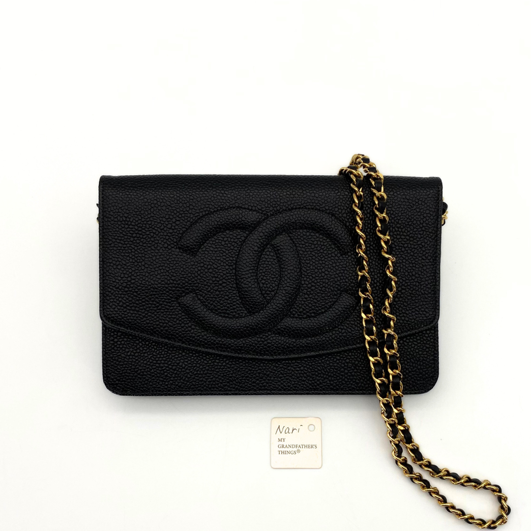 Nari, 5 Series Long Wallet Black Caviar with seal only