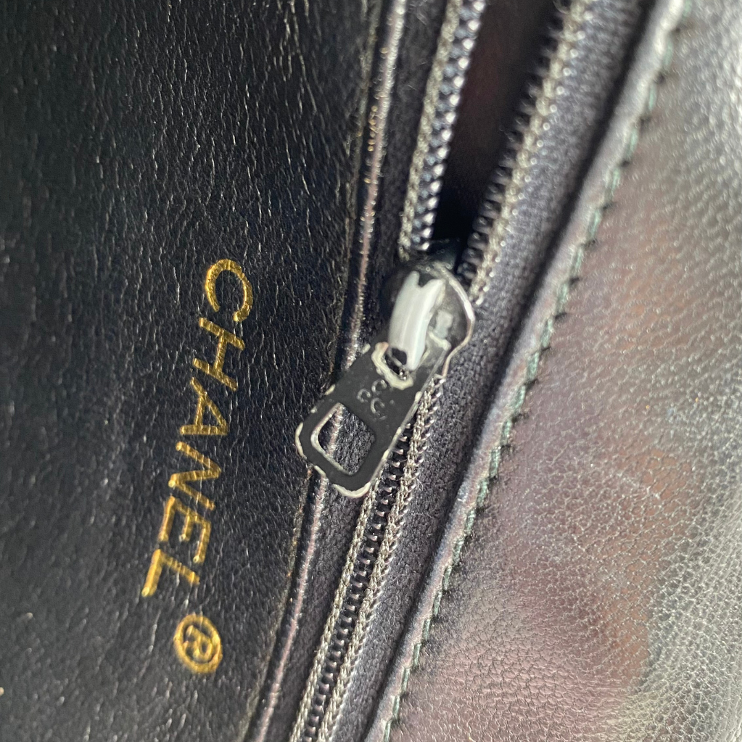 Ritsu, 1 Series Matelasse Black Lambskin with seal and card
