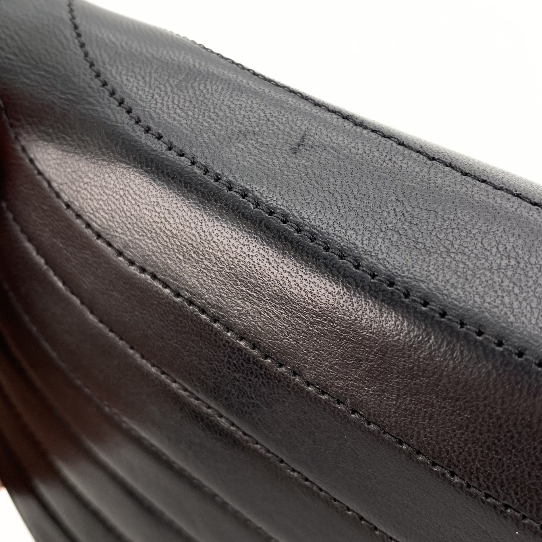 Ega, 0 Series Wave Stitch Black Lambskin Half moon with seal and card