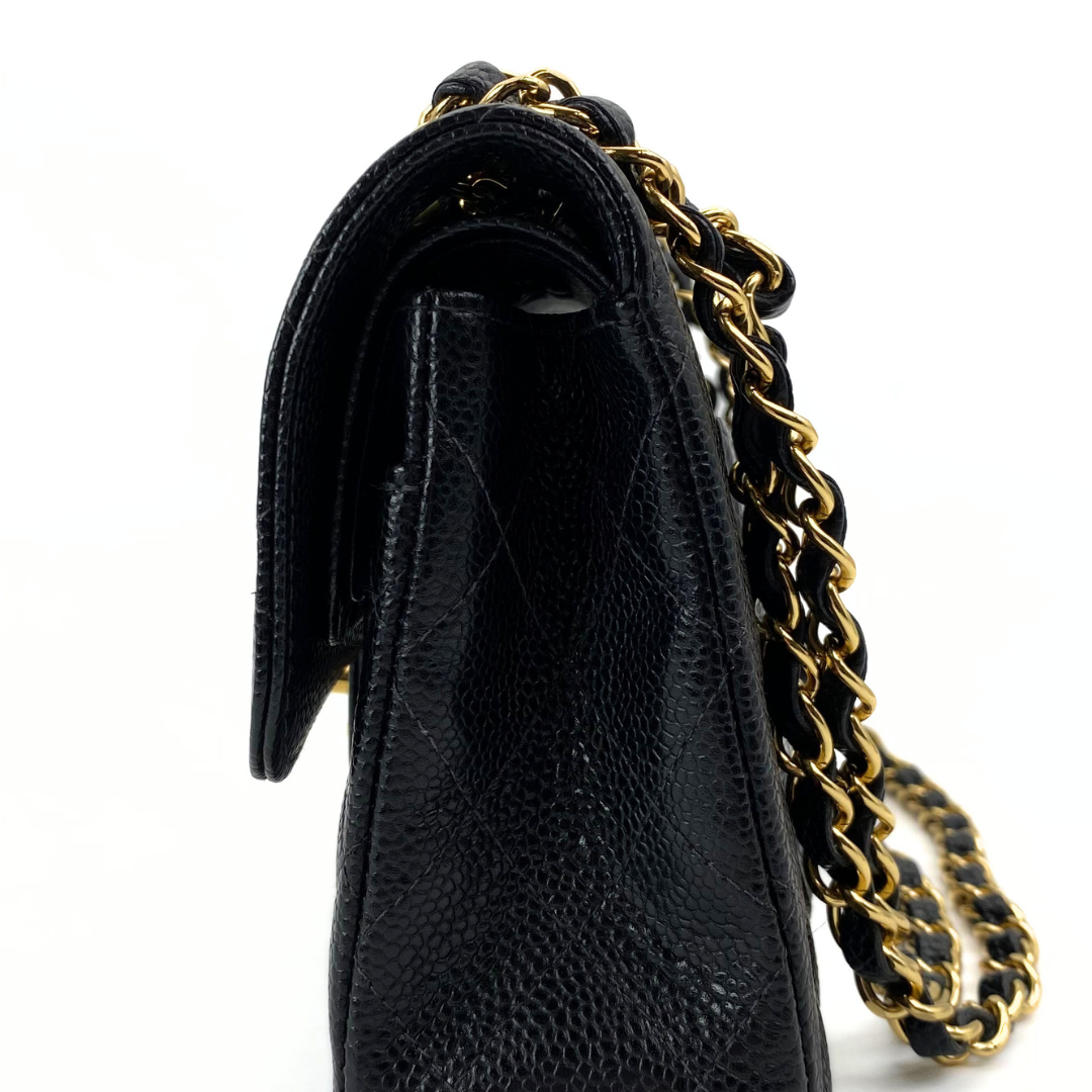 Suki, 6 Series Small Classic Flap Black Caviar with seal only