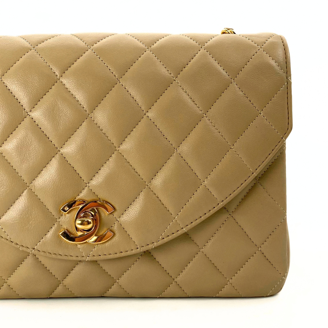 Sayaka, 1 Series Half Moon Beige Lambskin with seal and card