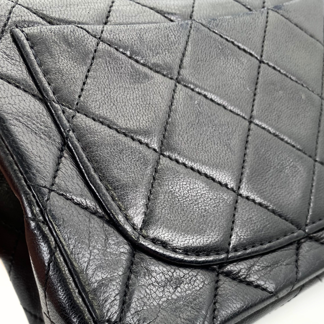 Hayato, 2 Series Mini Sq17 Black Lambskin with Bijoux Chain with seal only