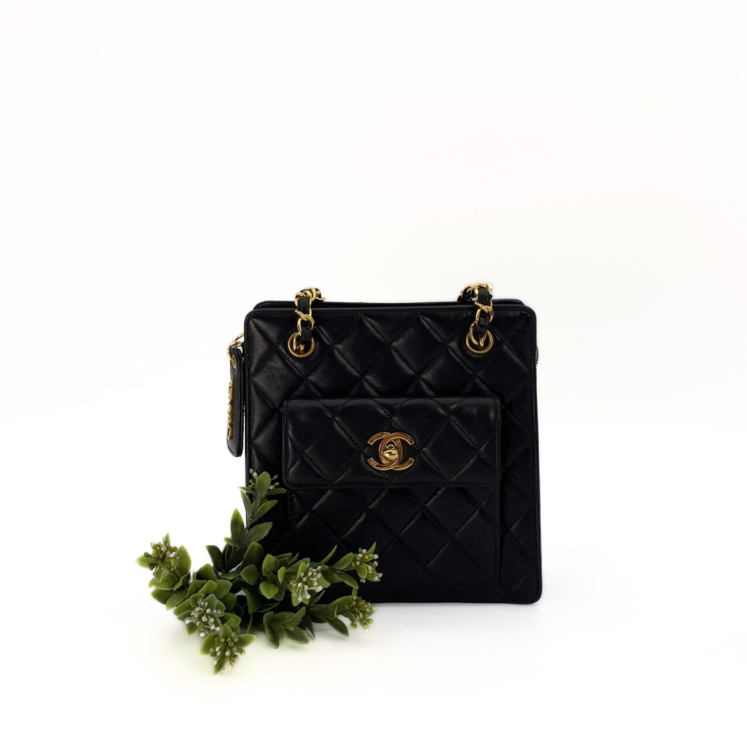 Otto, 4 Series Black Lambskin Envelope Pocket Flap with seal only
