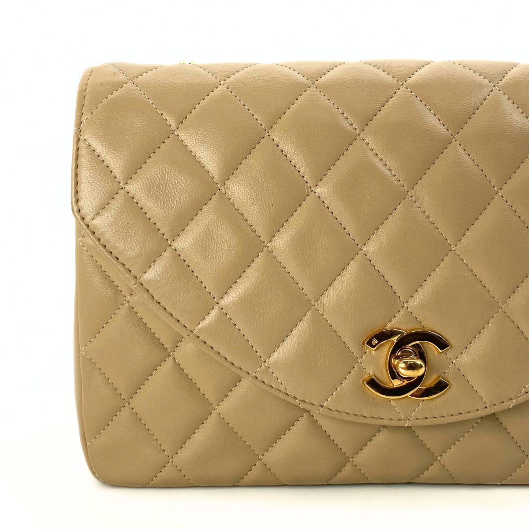 Sayaka, 1 Series Half Moon Beige Lambskin with seal and card