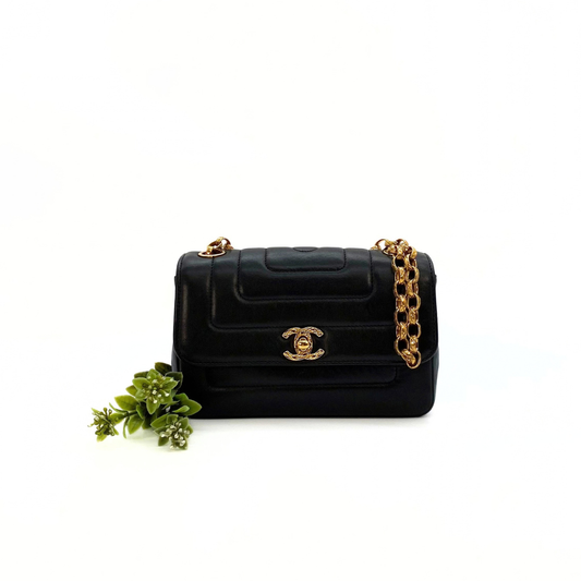 Lori, 2 Series Bijoux Chain Black Lambskin with seal only