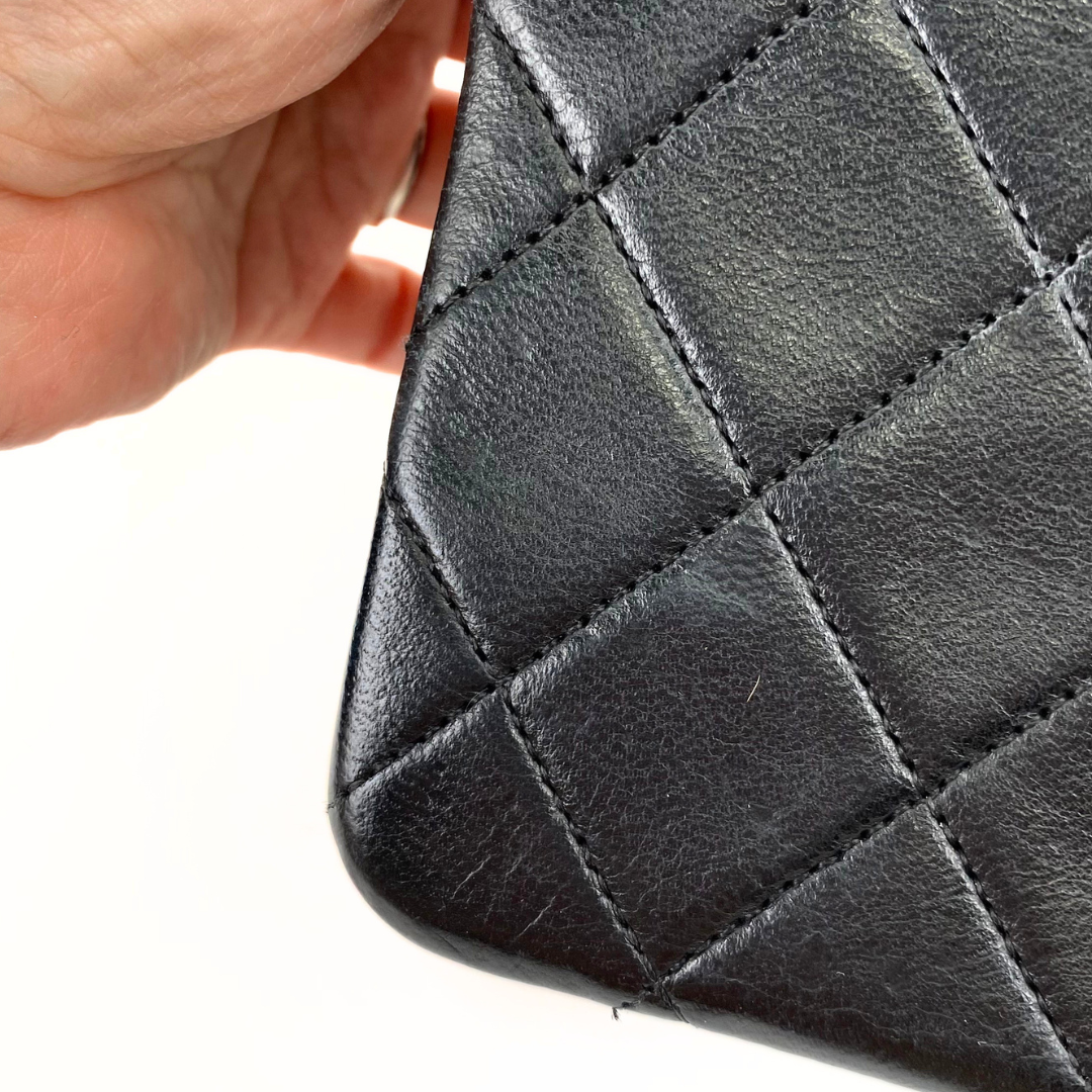 Arata, 1 Series Small Full Flap Black Lambskin with seal and card