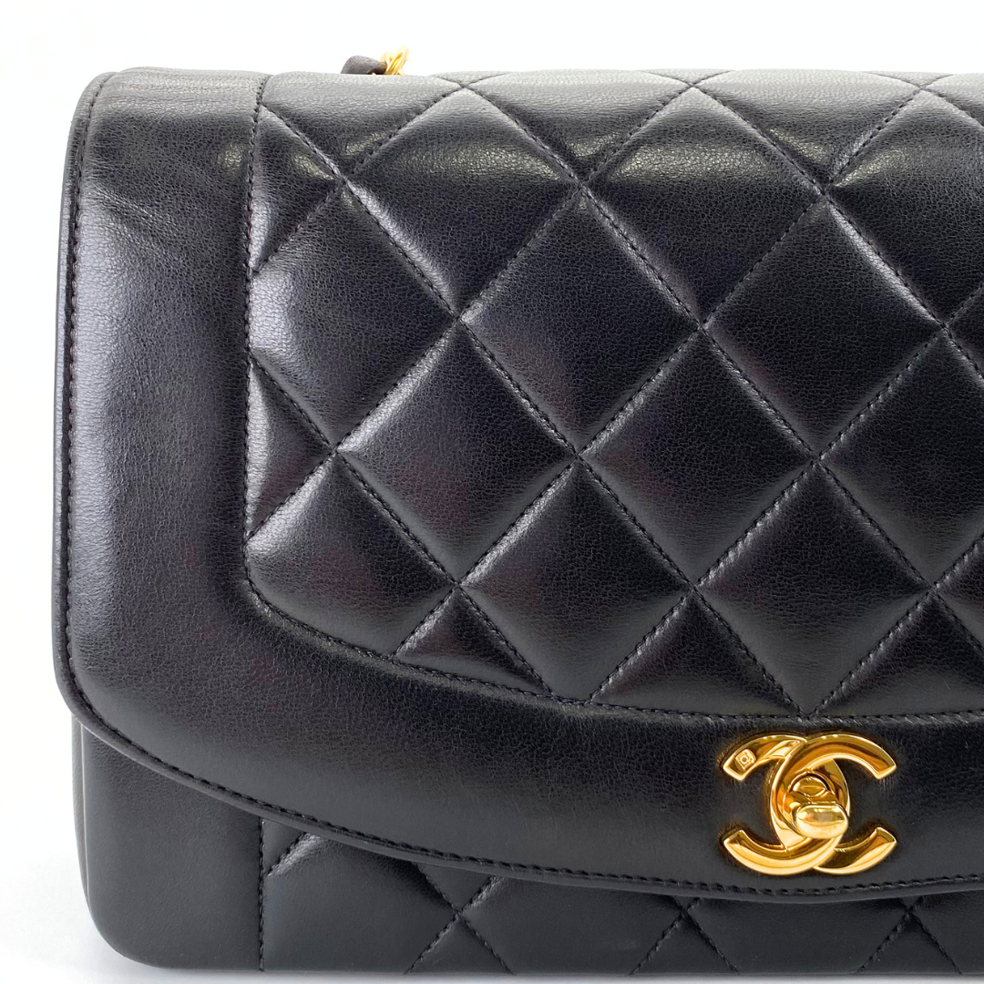 Shiori, 3 Series Medium Diana Black Lambskin with seal and card