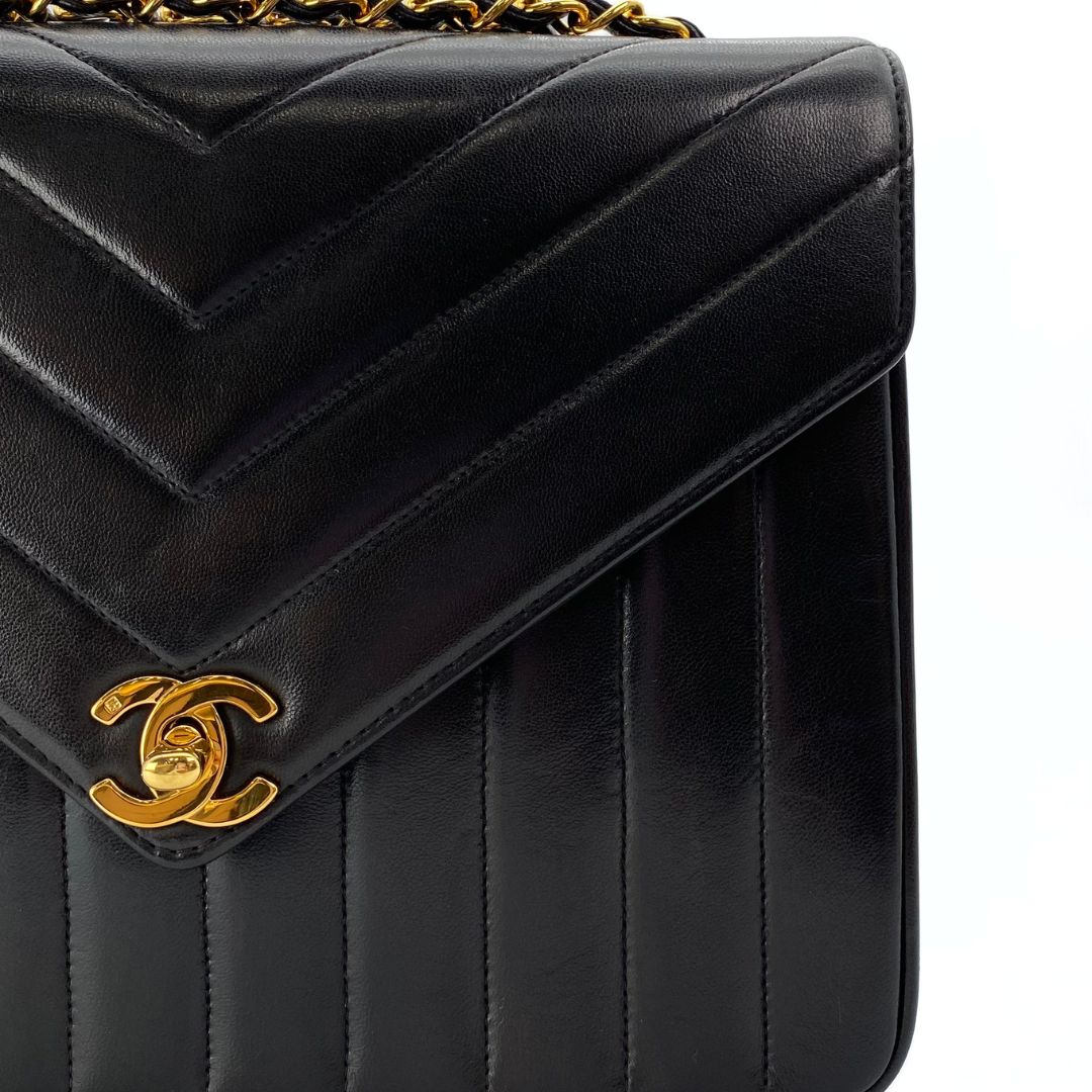 Eunho, 2 Series Single Flap Chevron Black Lambskin with seal and card