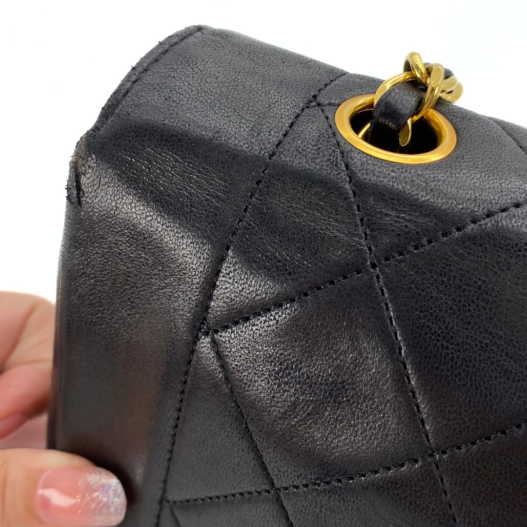 Ruslan, 1 Series Small Tab Border Black Lambskin with seal and card