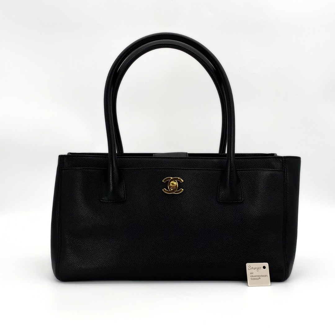 Sawyer, 16 Series Excecutive Tote Black with seal and card