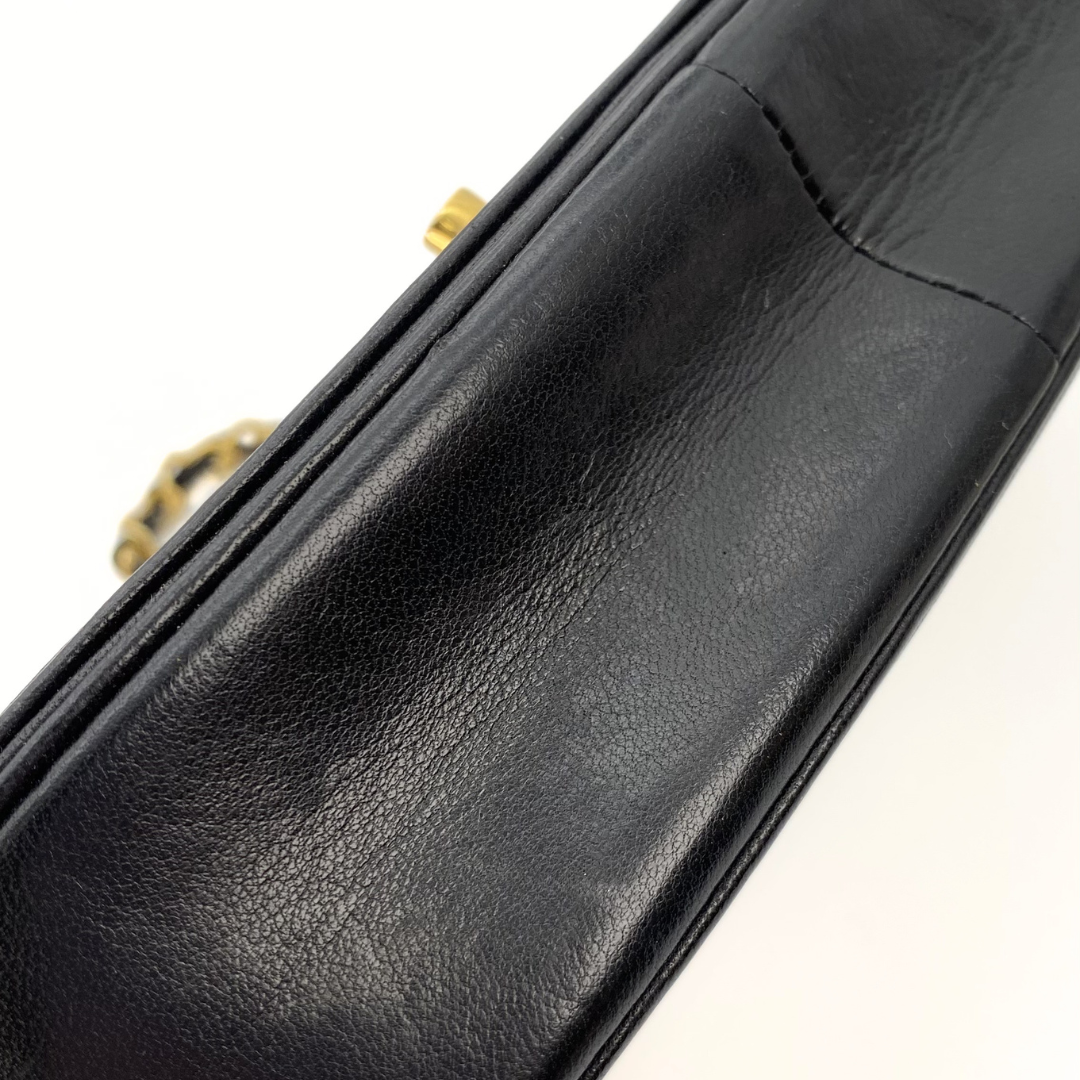 Ega, 0 Series Wave Stitch Black Lambskin Half moon with seal and card