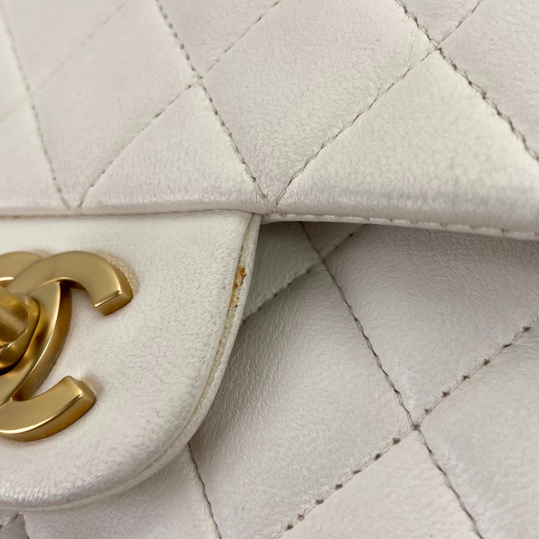 Sunwoo, 6 Series Medium Classic Flap White Lambskin wtih seal and card