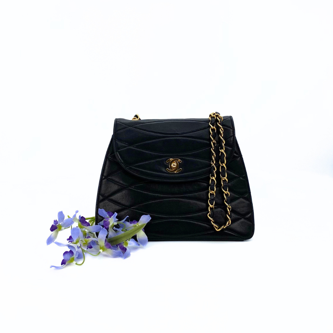 Xarena, 2 Series Curved Stitch Black Lambskin with seal and card