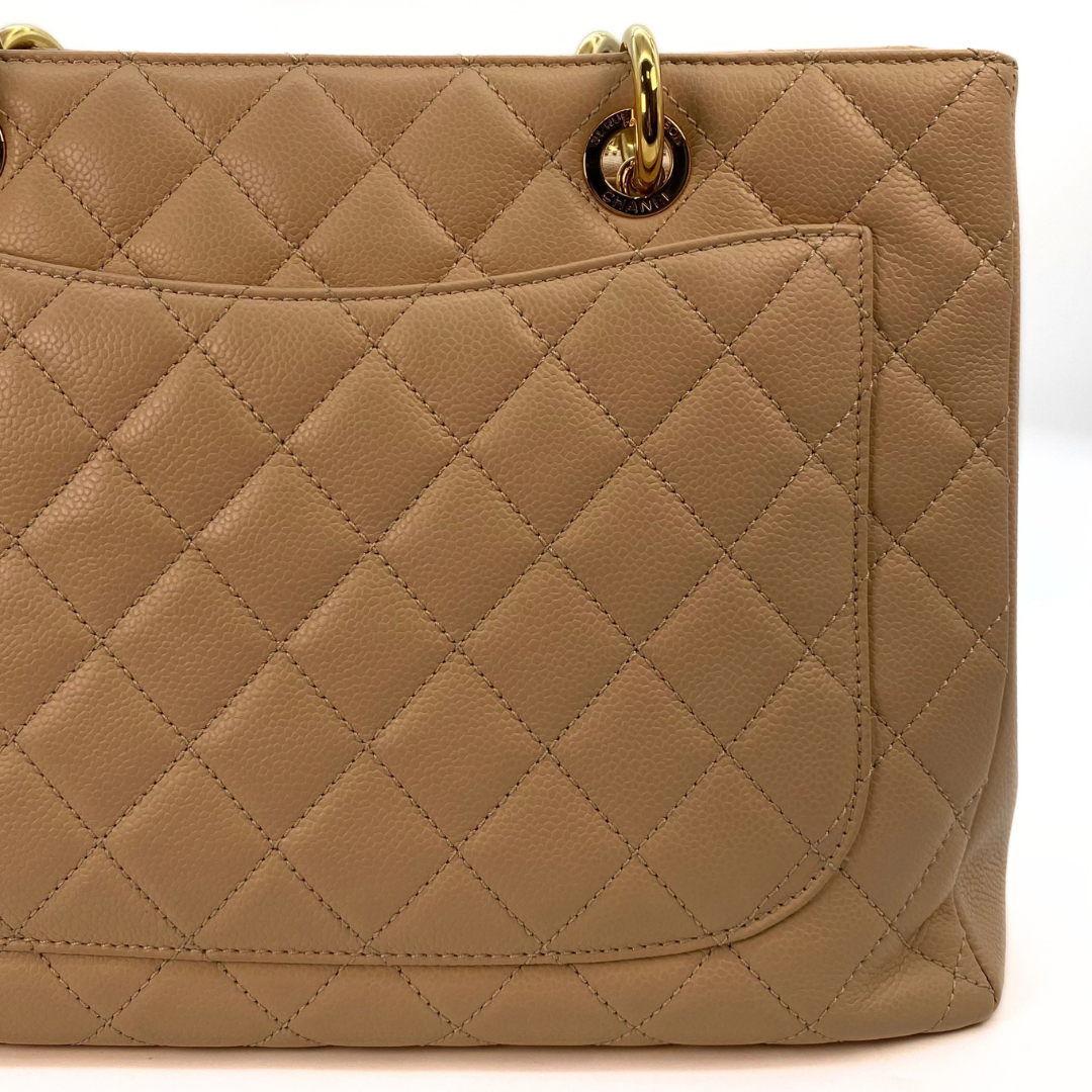 Chiyo, 16 Series GST Big Coco Beige Caviar with seal and card