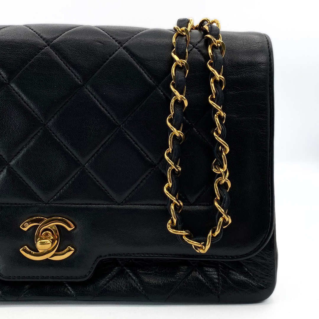 Artem, 4 Series Black Lambskin Tab Border with seal only