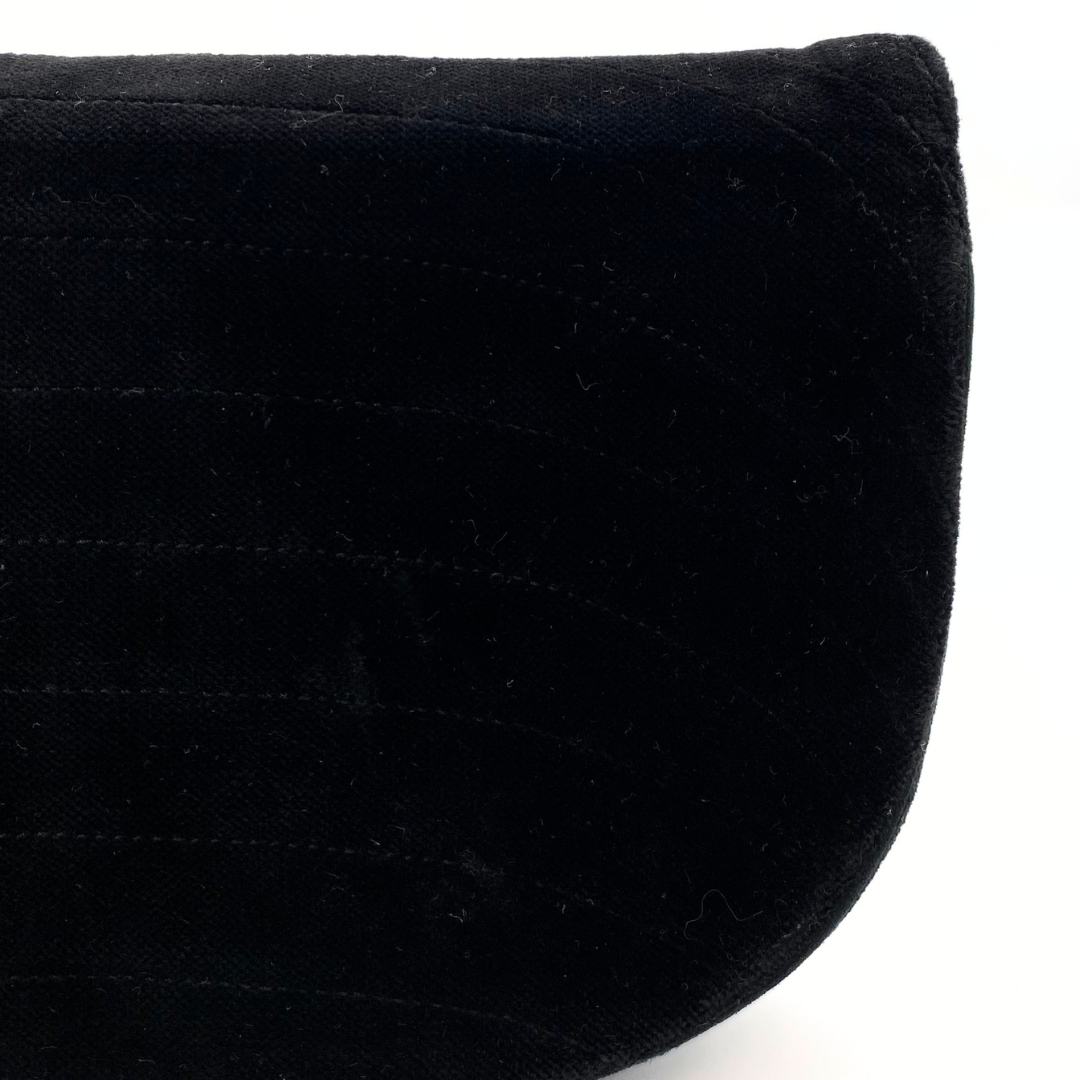 Brahma, 0 Series Half Moon Black Velvet with seal and card