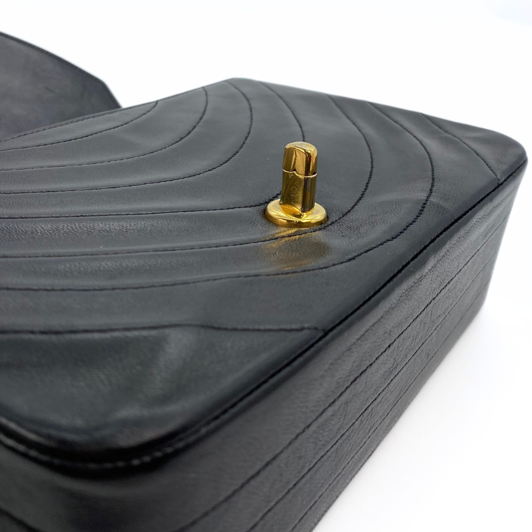 Awino, 1 Series Wave Stitch Black Lambskin with seal only