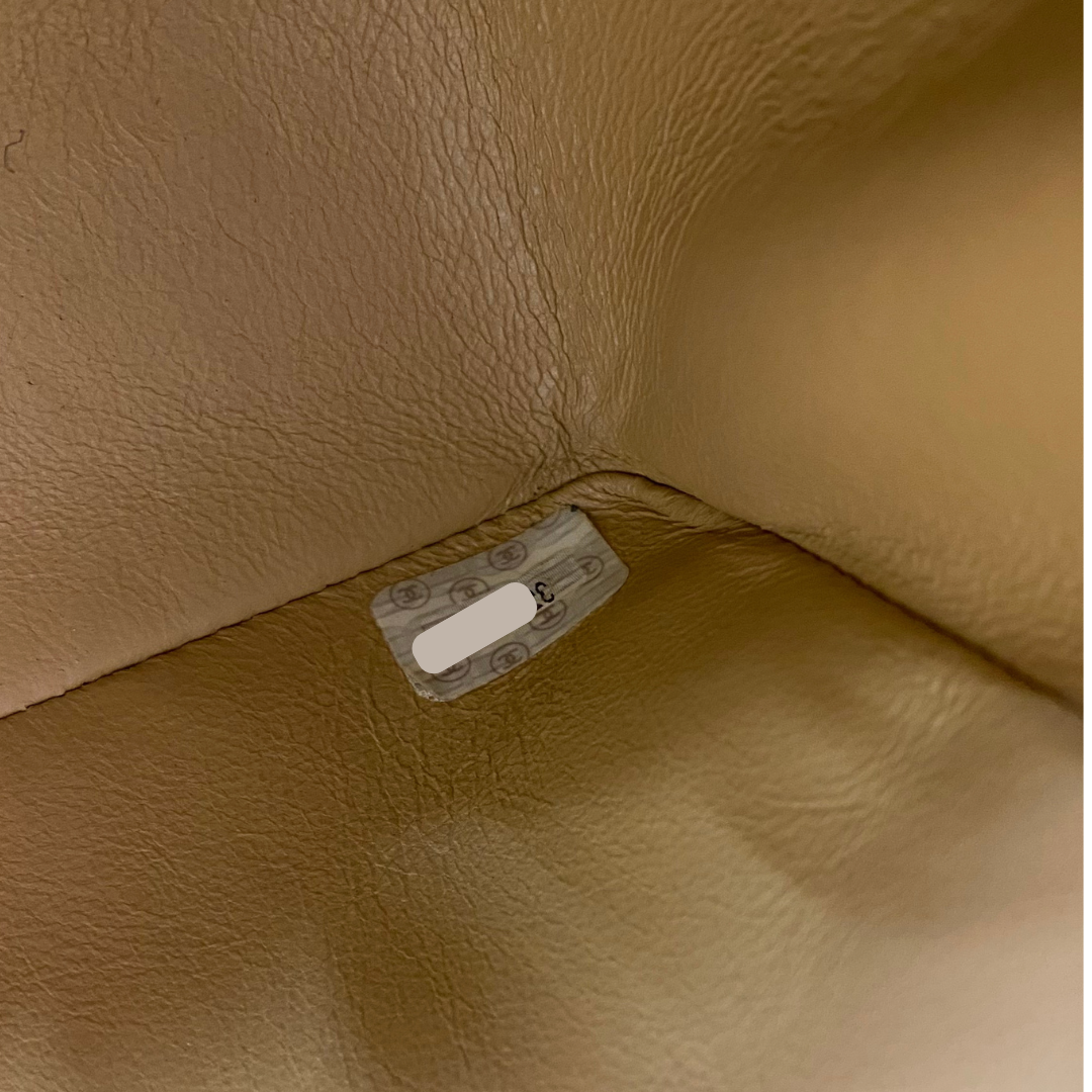 Gautier, 3 Series Medium Diana Beige Caviar with seal and card