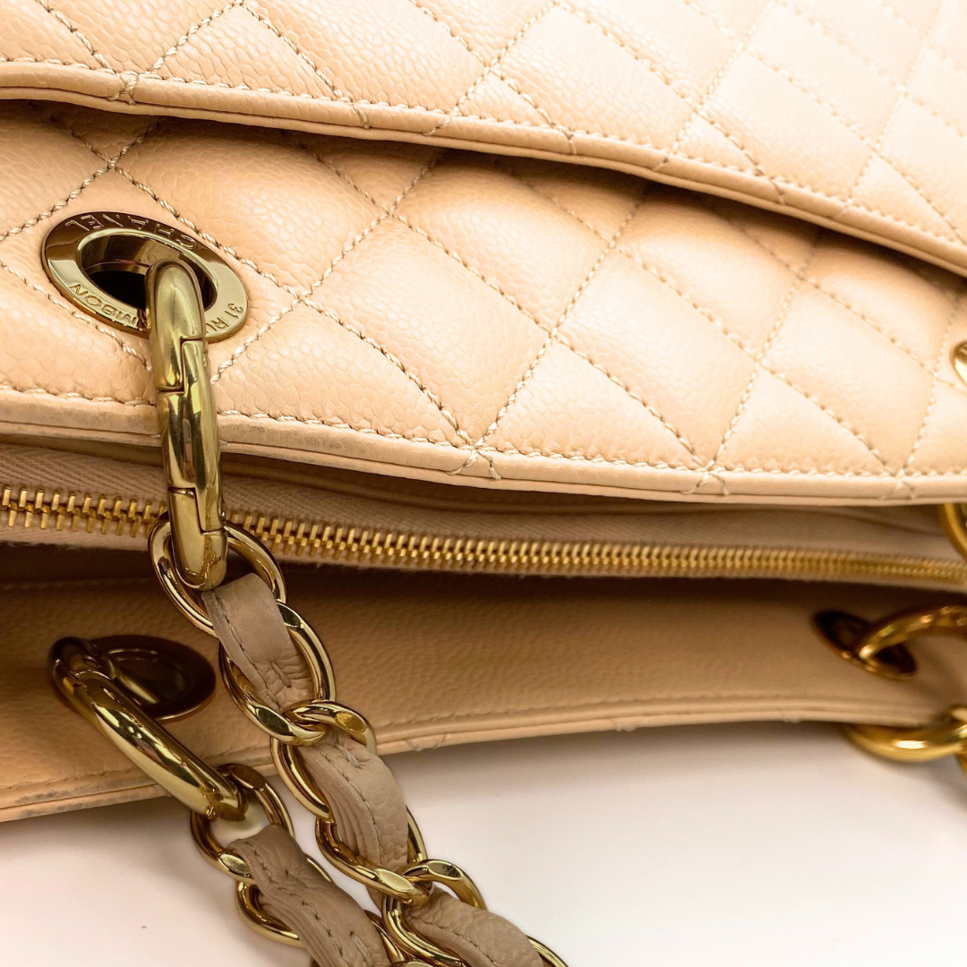 Chiyo, 16 Series GST Big Coco Beige Caviar with seal and card