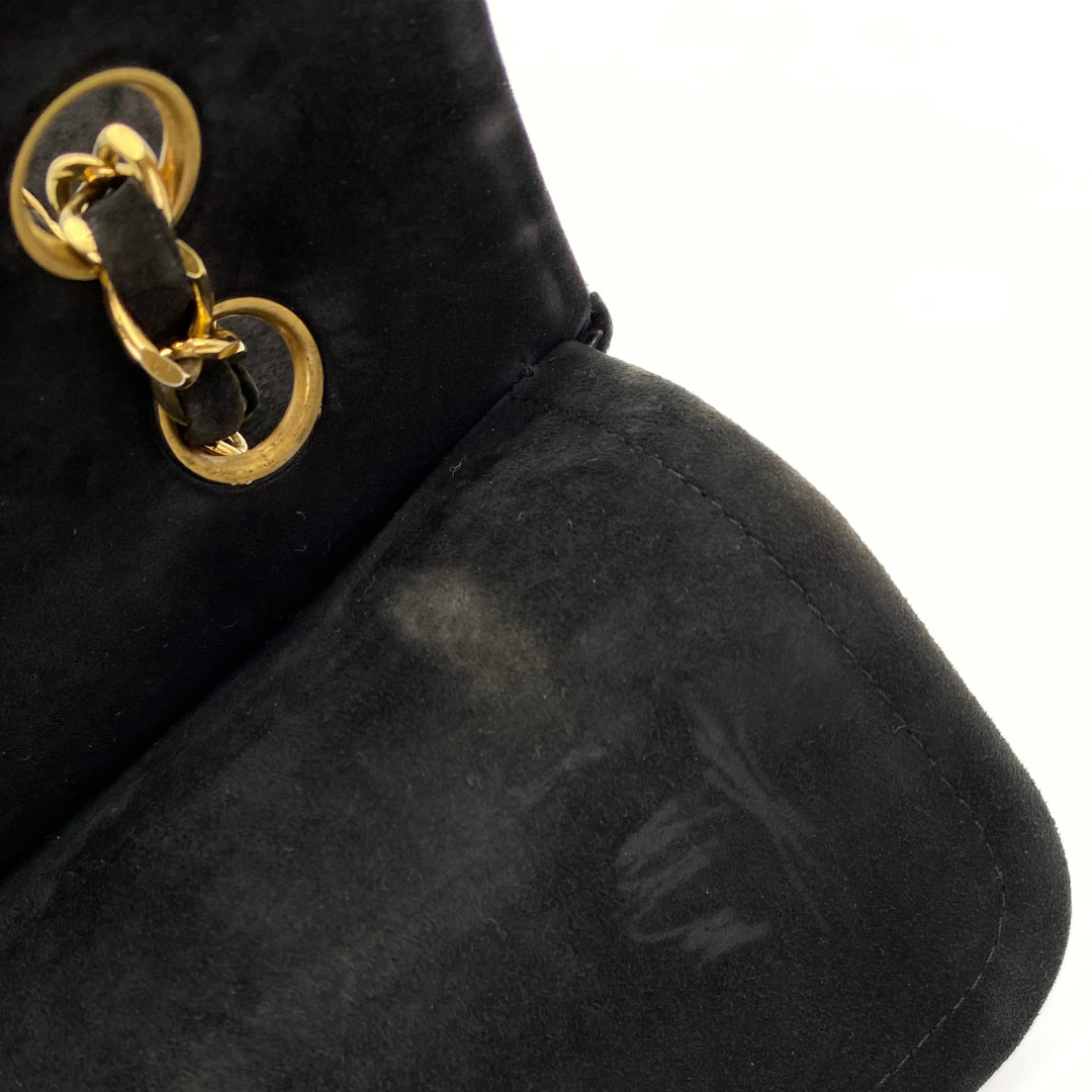 Jiho, 1 Series Medium Classic Flap Chevron Black Suede with seal and card