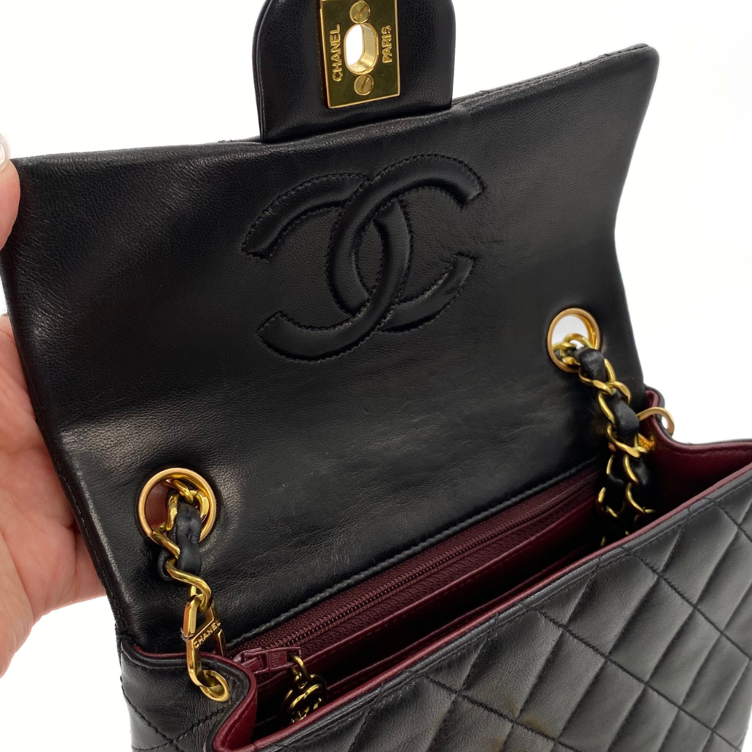 Leander, 3 Series Mini Square 17cm Black Lambskin with seal and card